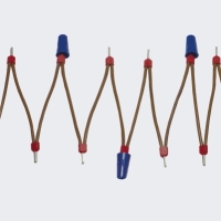 Questo modello di "collegamento a margherita" è adatto per l'uso con morsetti a vite.