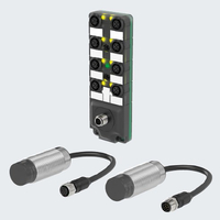 I trasmettitori WIS possono essere combinati con blocchi di giunzione a 8 prese per soluzioni efficienti e salvaspazio.